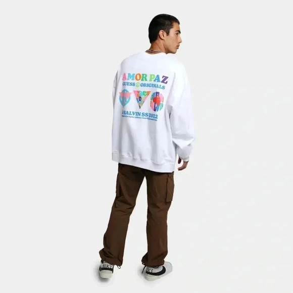 Guess x J Balvin Amor  Crewneck Sweatshirt NWT - Picture 1 of 11